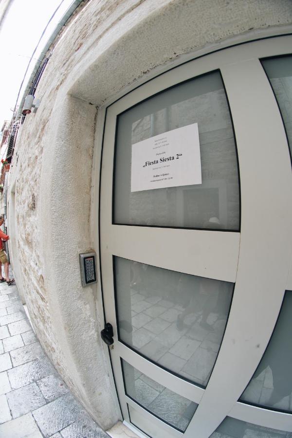 Fiesta Siesta Social Hostel Split Dış mekan fotoğraf