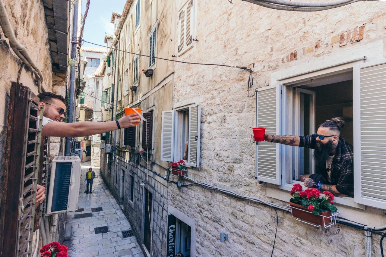 Fiesta Siesta Social Hostel Split Dış mekan fotoğraf