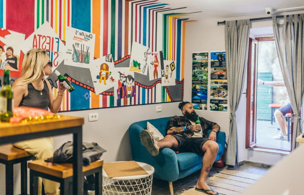 Fiesta Siesta Social Hostel Split Dış mekan fotoğraf